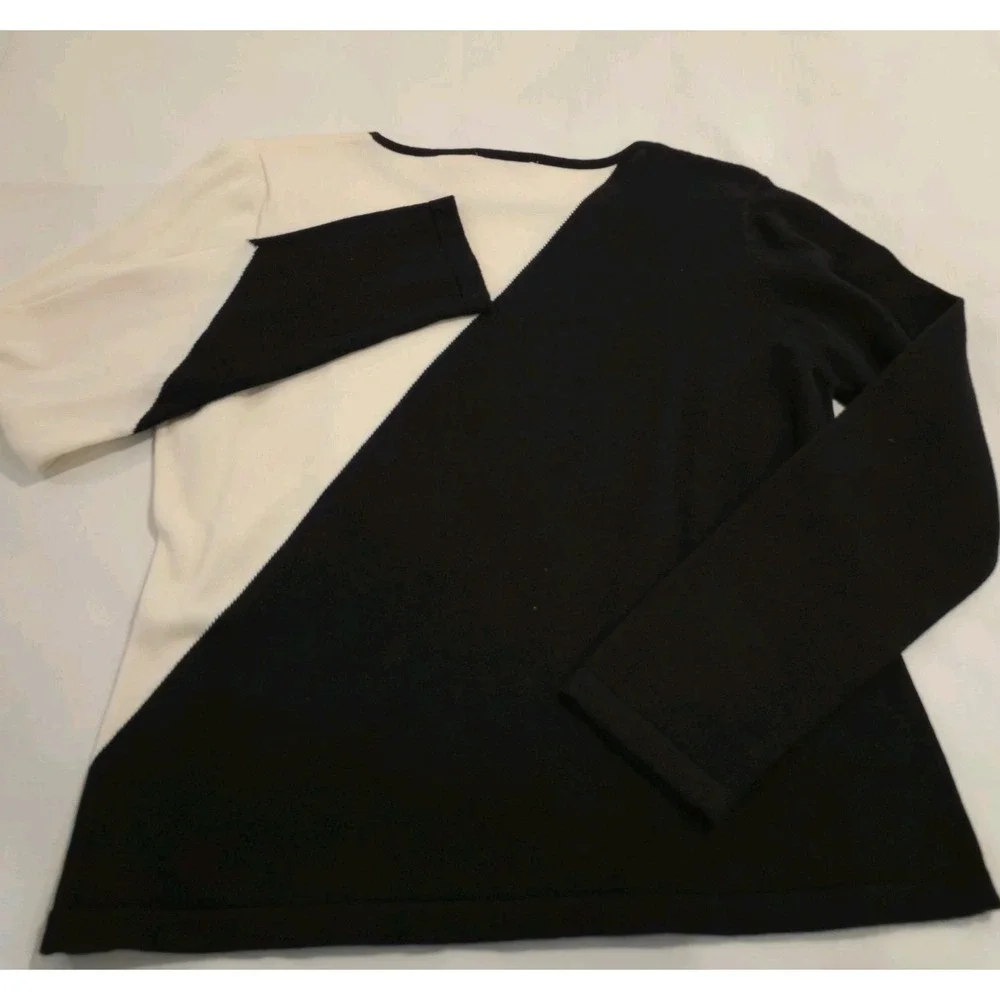 J Khaki Women's Sweater Long‎ Sleeve  Black Cream Colorblock 100% Cotton Size L